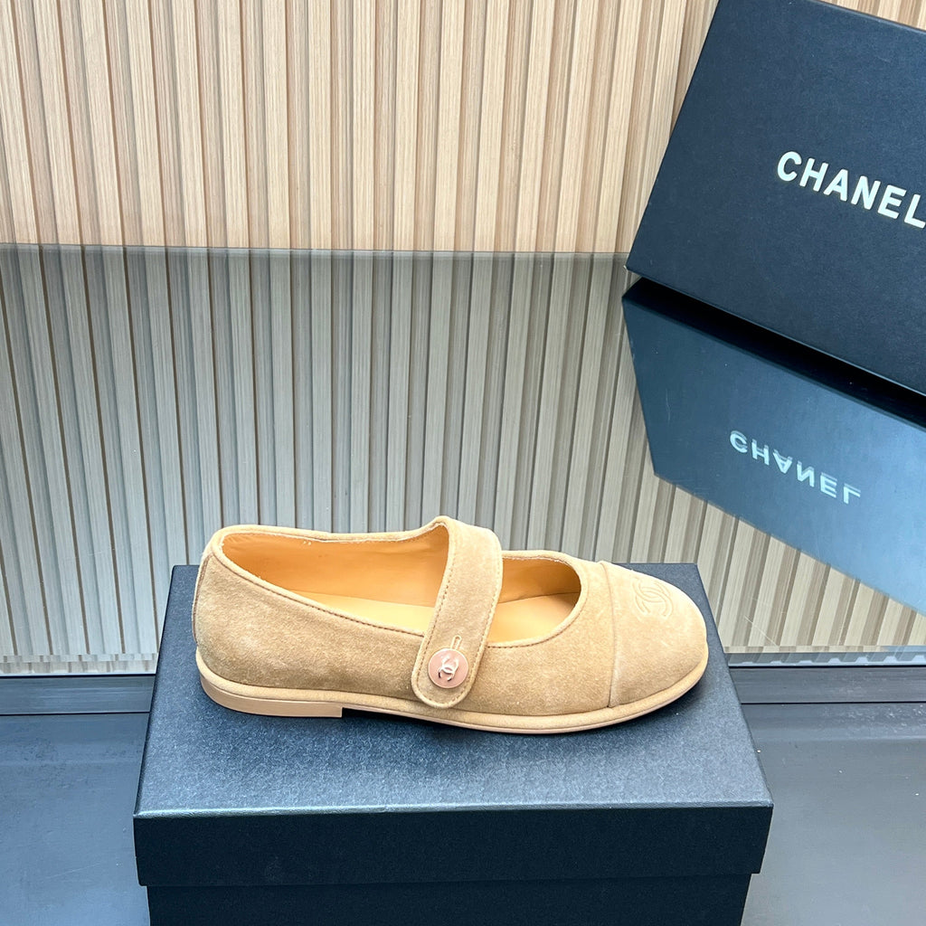 CHANEL 25S DOUBLE-STRAP MARY JANE SHOES IN LIGHT BROWN SUEDE