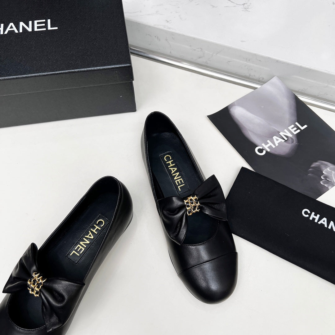 CHANEL 25S MARY JANES IN BLACK CALFSKIN WITH BOW GOLD HARDWRE